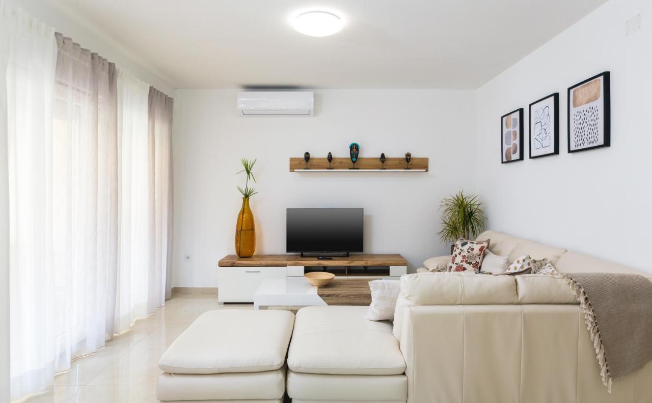 Sasa Apartment Медулин Екстериор снимка